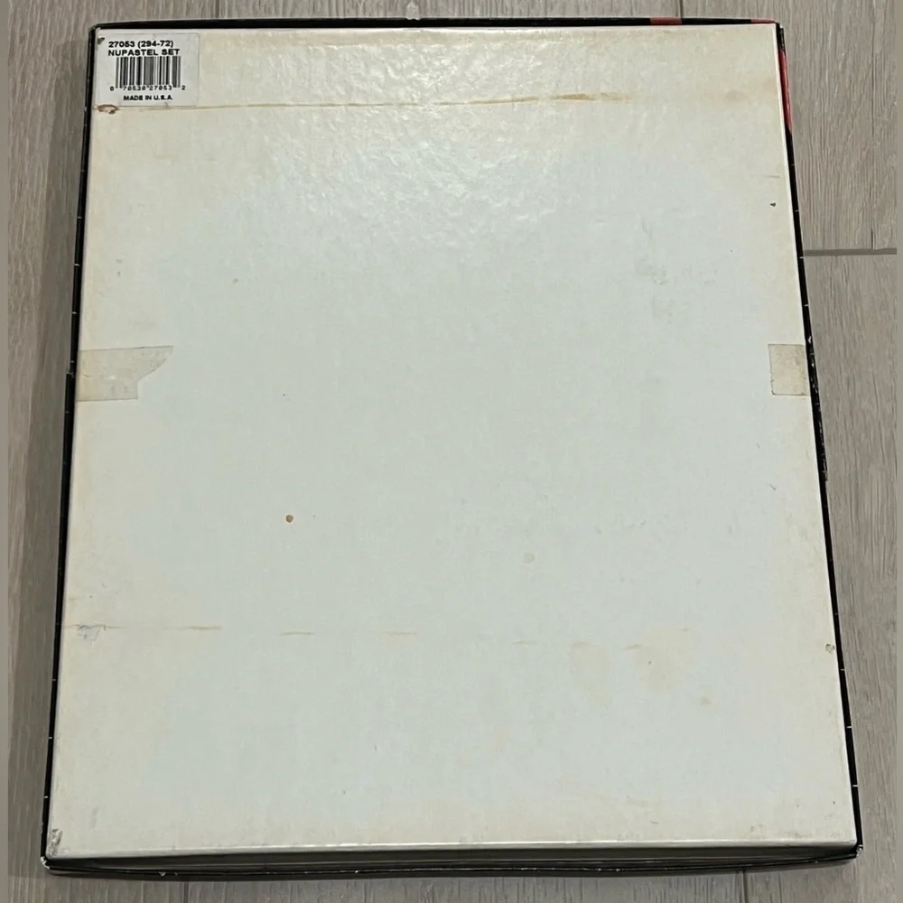 ART SUPPLIES